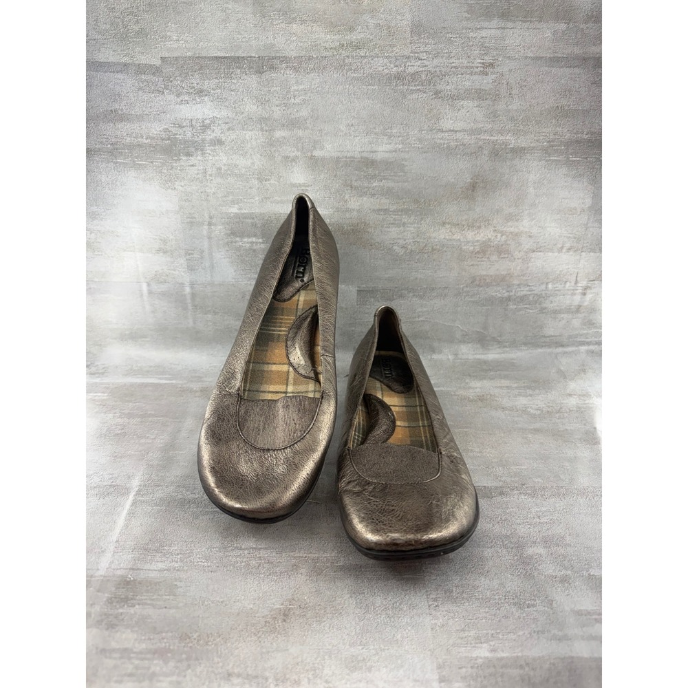 Born Women Metallic Bronze Leather Ballet Flats W41327 Size 7 Round Toe Shoes